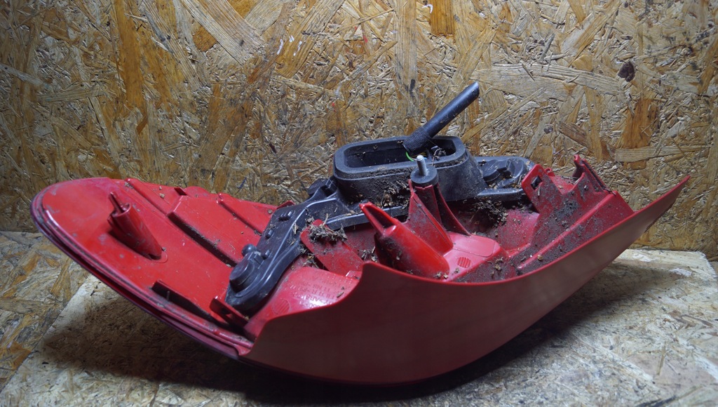 фото №12, Лампа левый задняя peugeot 207 lift hb led 9686566080