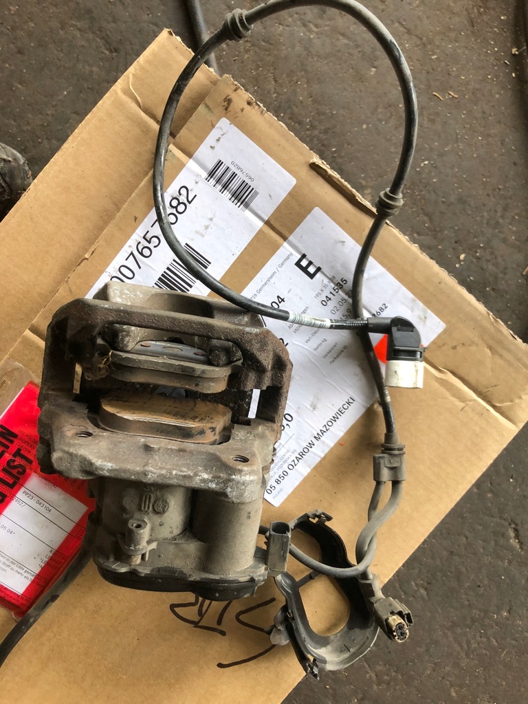 фото №5, Mercedes w213 суппорт тормозной задняя правый