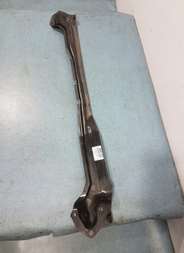 фото №1, Ford focus mk3 распорка чашка