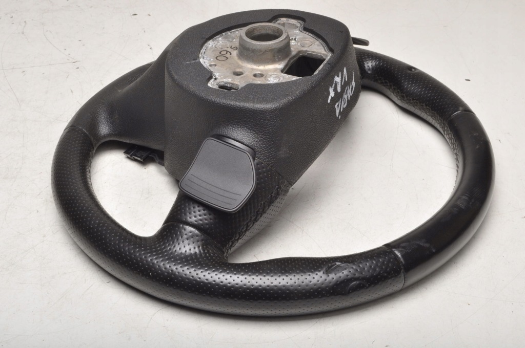 фото №11, Skoda fabia ii повітропровід шкіряний vrs 5j0419091e пелюстки перемикання