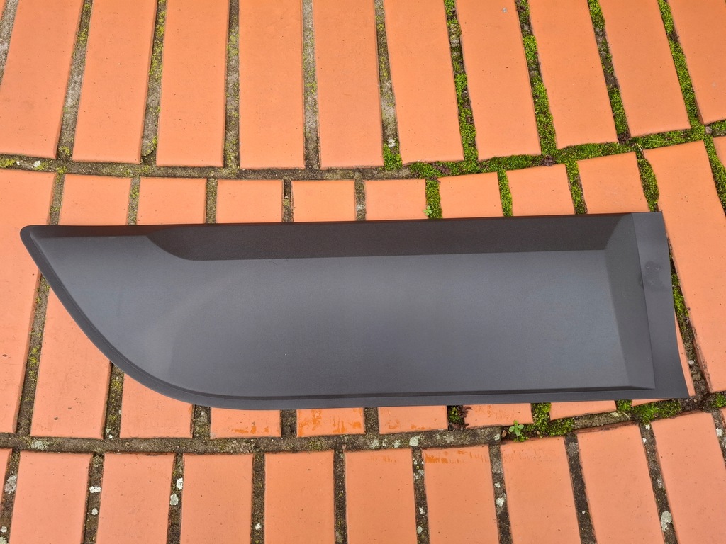 фото №1, Dacia duster ii 17- молдинг накладка дверь задняя правая