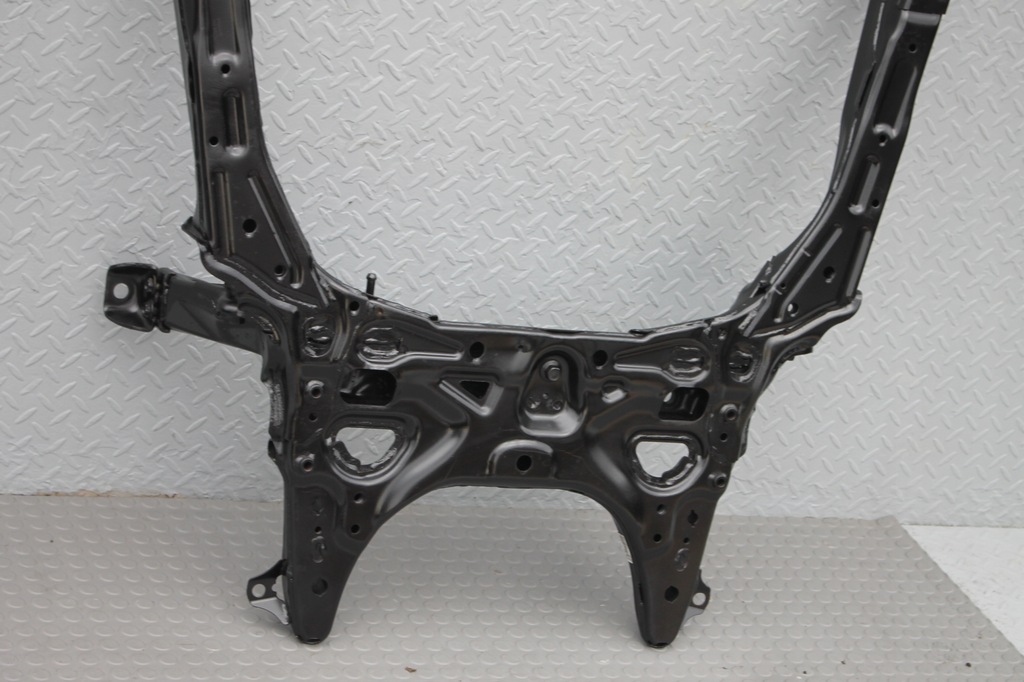 фото №16, Підрамник поперечина підрамник перед honda civic x 17-21