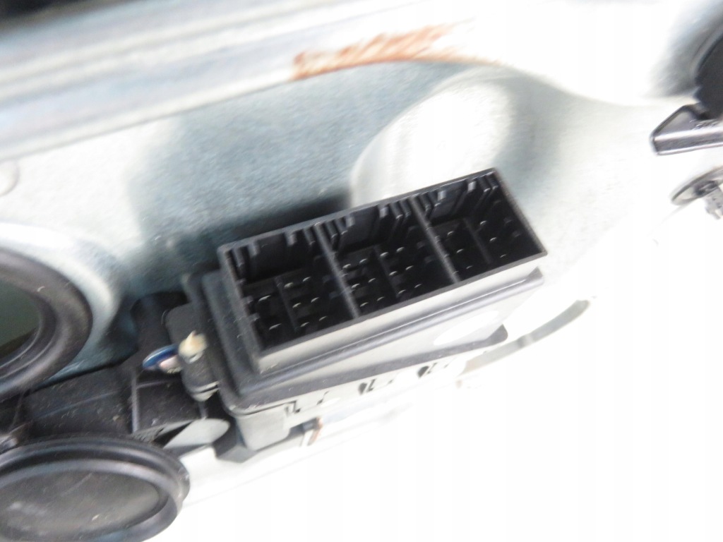 фото №12, Підйомник скло лівий передній vw polo iv 9n_ 6q3837401h 6q2959802a