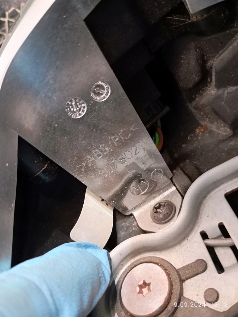 фото №13, Воздуховод кожа мультифункция mercedes w212 w246 3068639