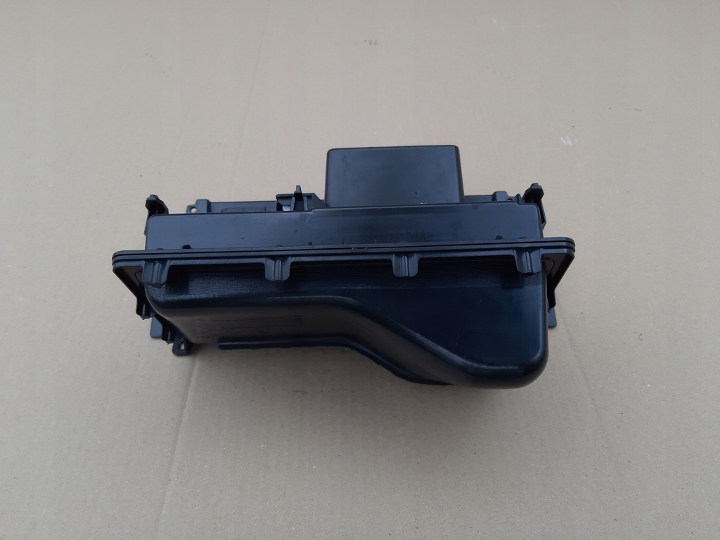 фото №7, Dodge ram trx 2021 консоль середня бардачок 77147c01