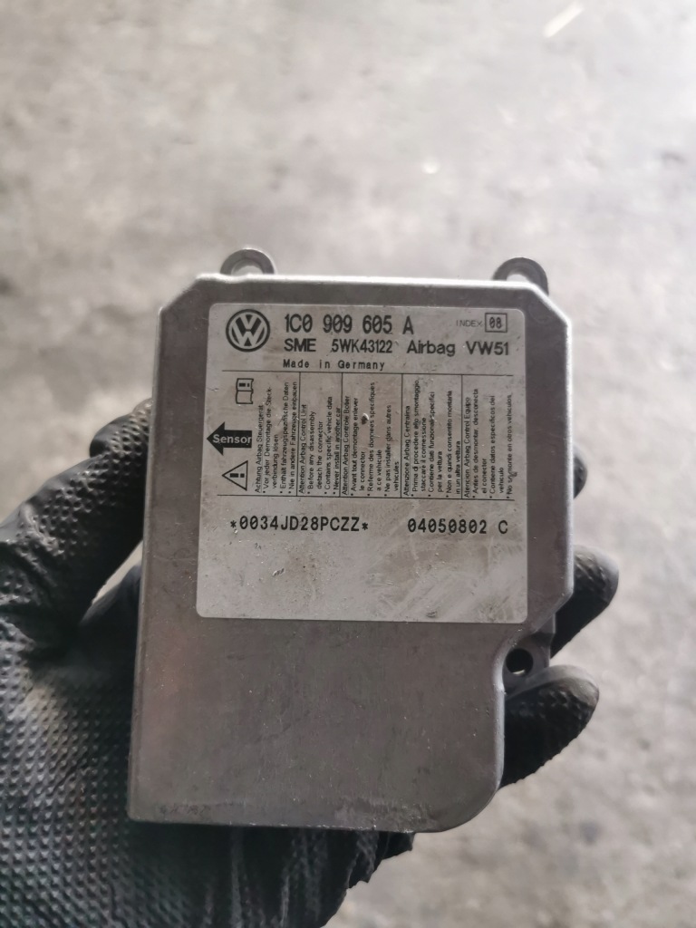фото №1, Volkswagen t5 блок управления модуль подушка безопасности 1c0909605a