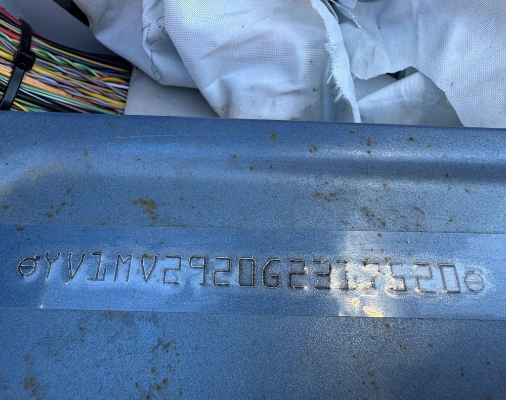 фото №13, Volvo v40 2015 перед kompletny бампер двигун коробка передач 1.5 turbo b4154t4