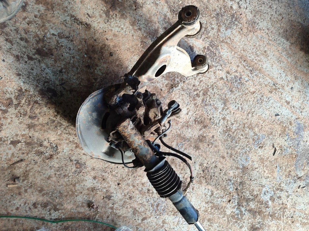 Поворотный кулак передняя mercedes-benz sl r129 a1293300220 Оригинал