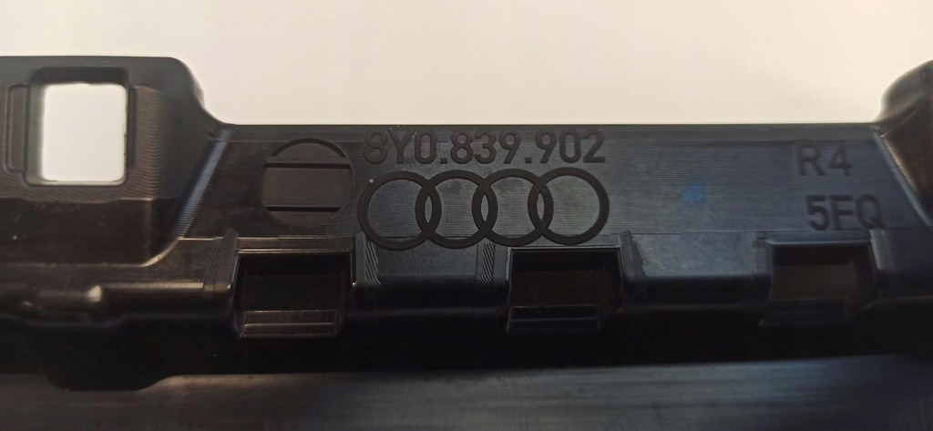 фото №6, Audi a3 8y молдинг дверь правая задняя 8y0839902