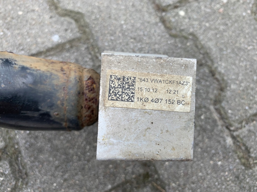 Vw golf vi audi a3 8p рычаг правый перед 1k0407152bc 1k0199232j Недорого