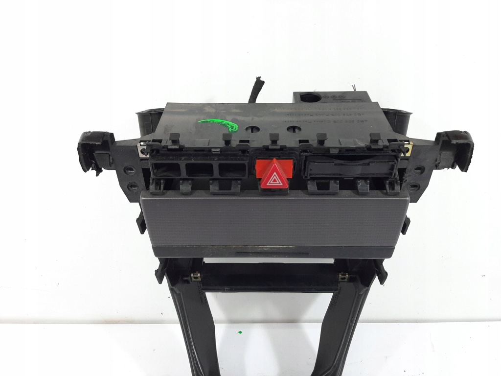 фото №4, Audi a6 c5 kombi lift 03r рамка радио 4b0858005c