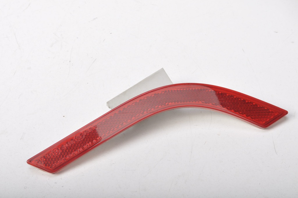 фото №1, Mclaren mp4 spider отражатель бампера правый задняя