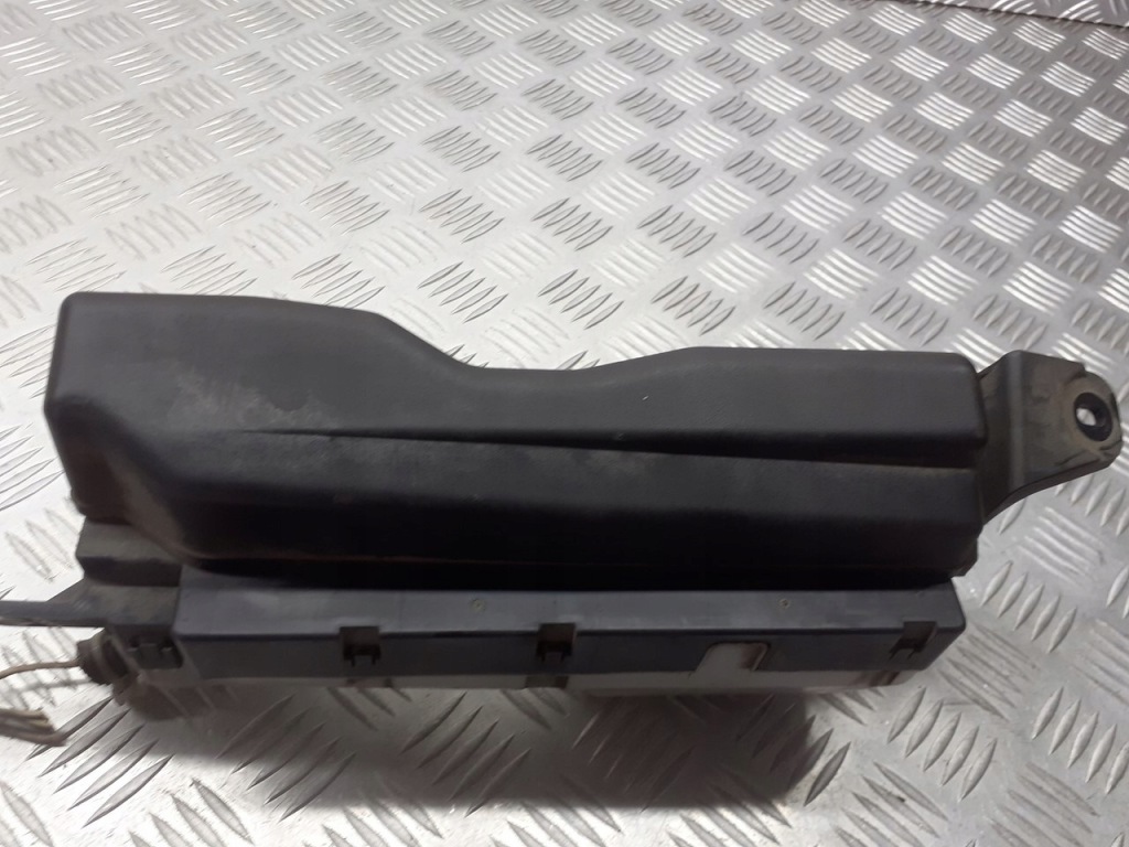 фото №1, Коробка запобіжників toyota avensis t25 2.2 d-cat