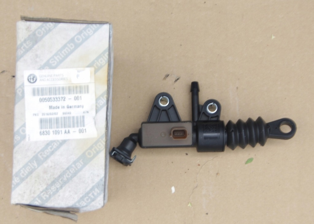 Насос сцепления alfa romeo giulia 50533372 Цена