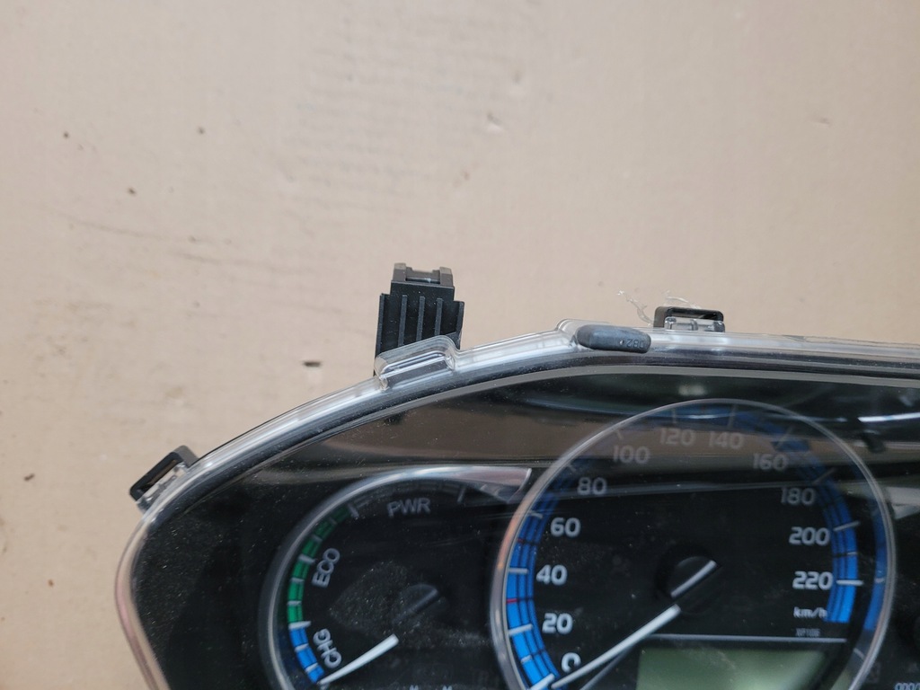 фото №7, Приборы счетчик toyota yaris iii гибрид 83800-0u390