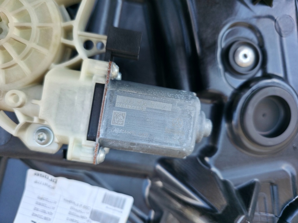 фото №5, Підйомник скло правий перед mercedes w177 amg europa комплект