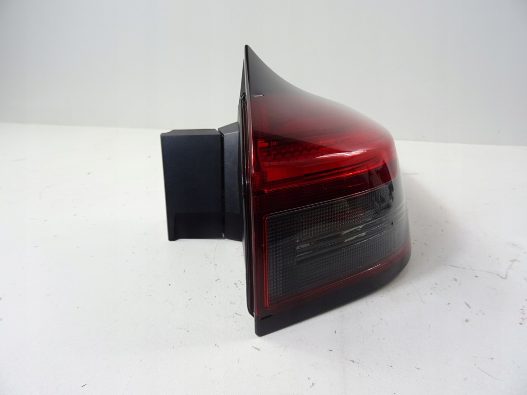 фото №7, X-trail iv t33 1.5 vc-t e-power лампа задня права задня led 2022/09 -