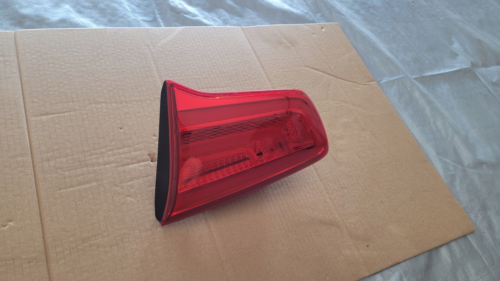 фото №1, Kia sportage iii lift 2014 2015 лампа задняя правая w крышка led светодиодная задняя