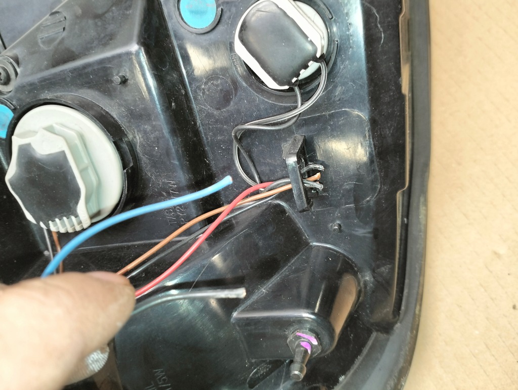 фото №12, Лампа права задня задня opel antara lift 2010-2015 uk