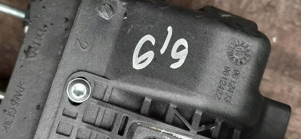 фото №8, Вибірник домкрат троси scenic iii 8201021402