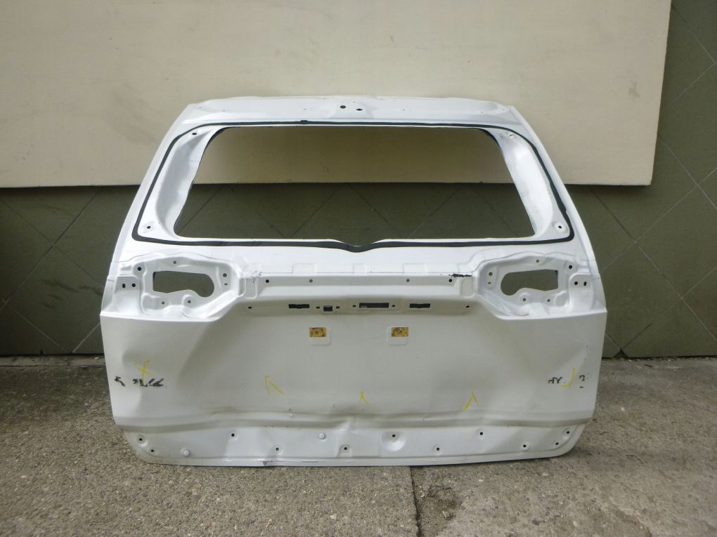 фото №1, Toyota rav4 rav iv v 2019 19- крышка багажника задняя