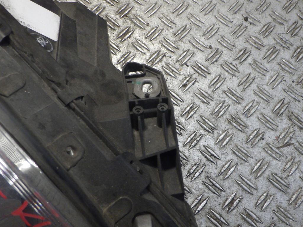 фото №8, Mercedes b klasa w246 лампа права 2468200261