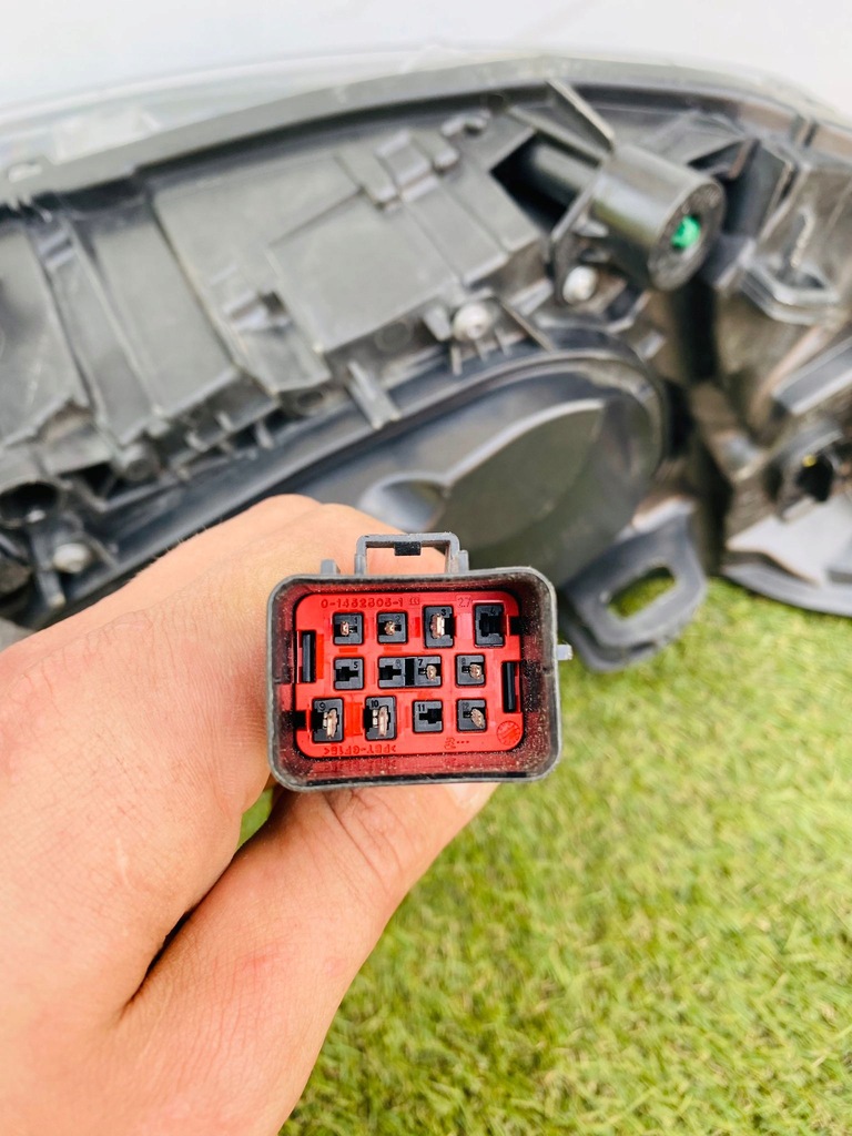 фото №11, Volvo xc60 04.13 - 02.17 лампа передняя фара левый