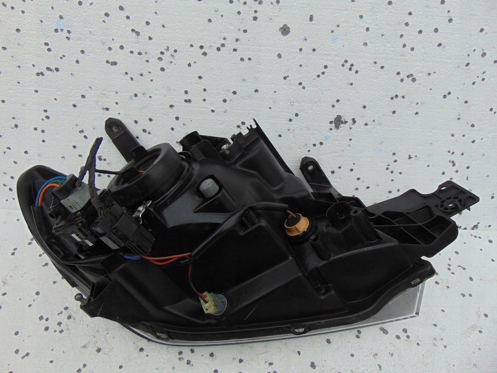 фото №7, Лампа левая перед mitsubishi outlander europa