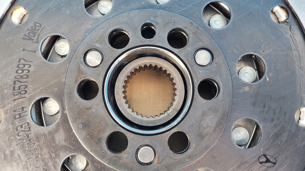 фото №8, Mercedes x247 glb 200 23r колесо маховик двухмассовый a2820301400