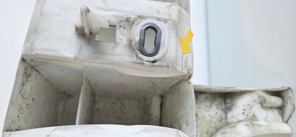 фото №10, Балка бампера задняя renault clio v 850902064r