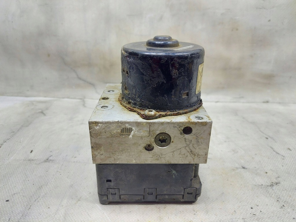 фото №7, Насос abs ok2a443785 0k9b0437a0 kia clarus shuma 1.8