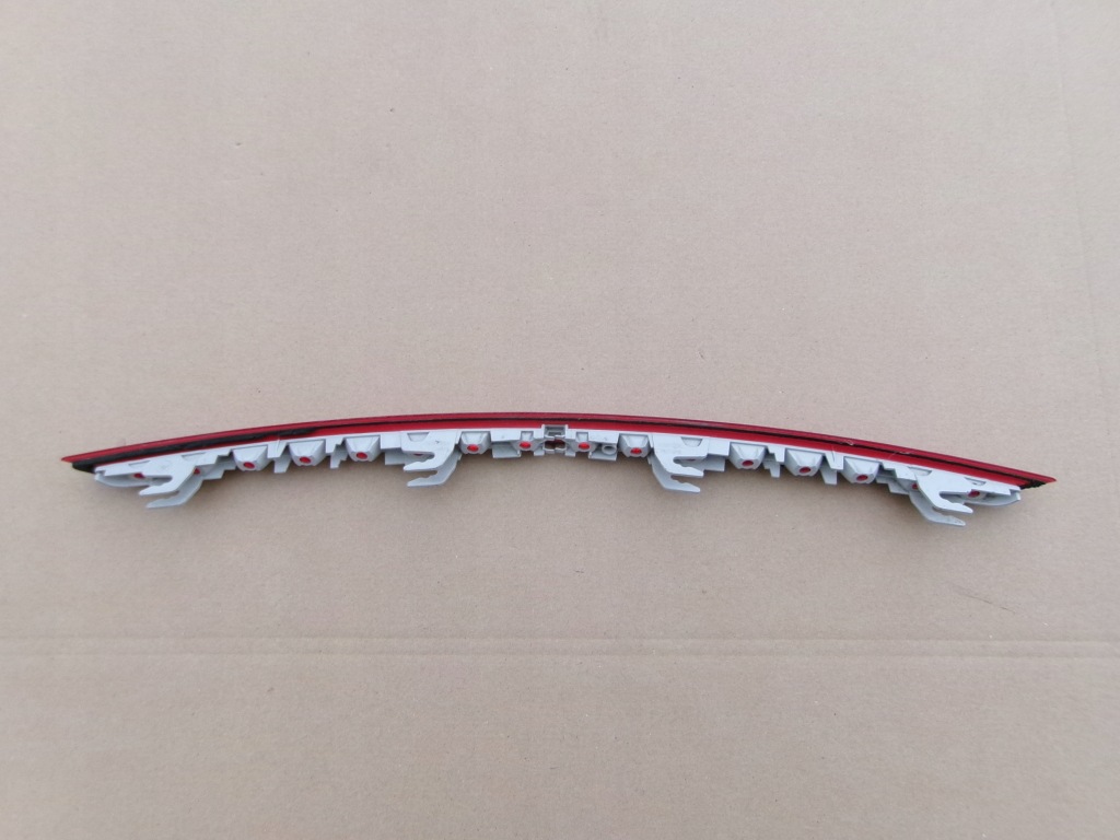 Лампа свет стоп крышки задний  mercedes w172 r172 slk 12-16 Цена