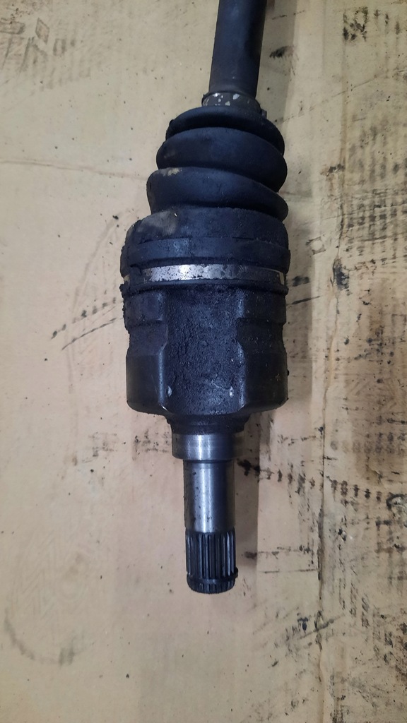 фото №2, Приводной вал левая dodge grand caravan 3.3b 03r