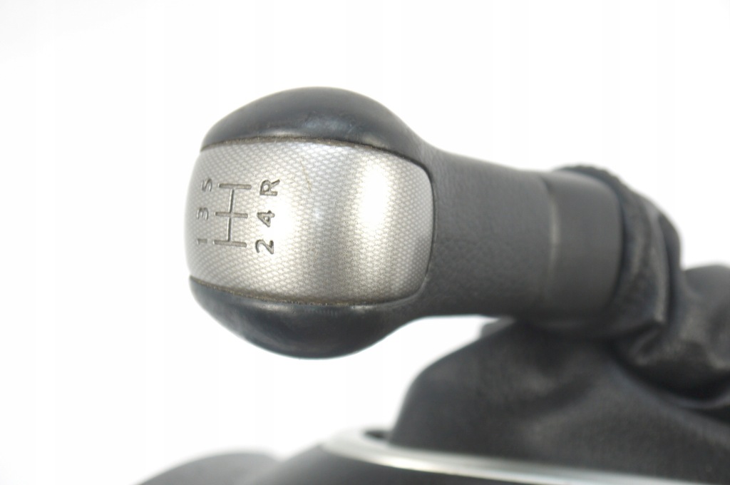 фото №9, Nissan tiida versa ручка передач чехол kpl.