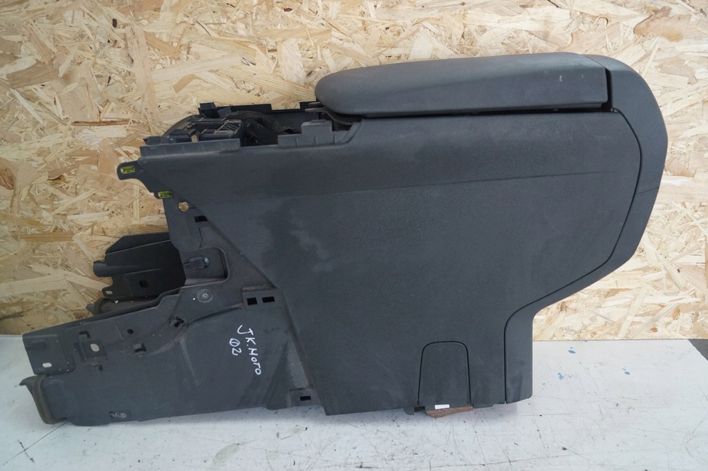 фото №7, Підлокітник peugeot 3008 i