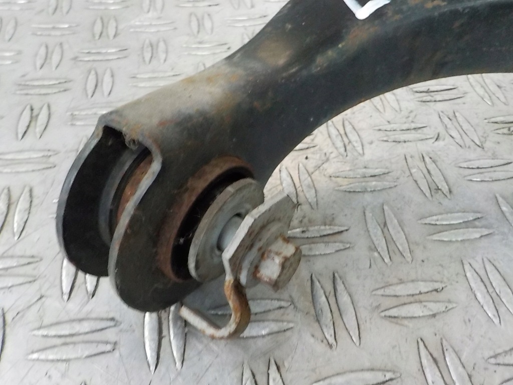 фото №4, Grand cherokee wk2 важіль верхній лівий перед