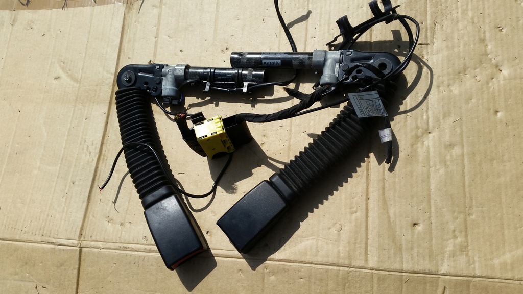 фото №11, Приборная панель консоль bmw e60 ремни подушка безопасности натяжители