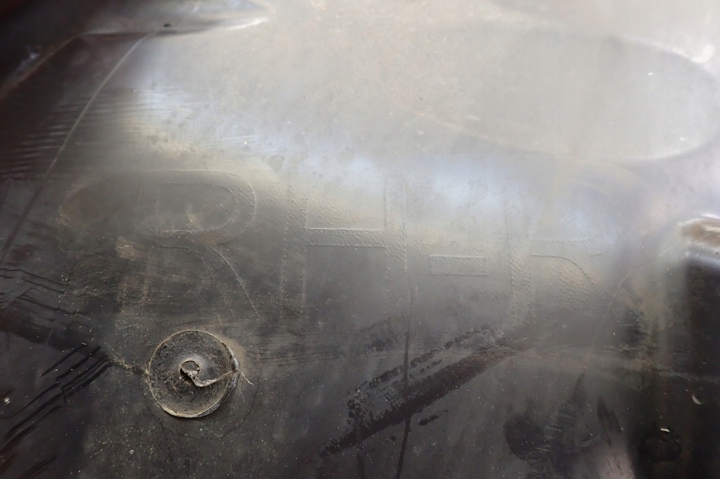 Купити Mercedes gle 166 15- підкрилок праве перед передні a1668841222 rh оригінальний номер