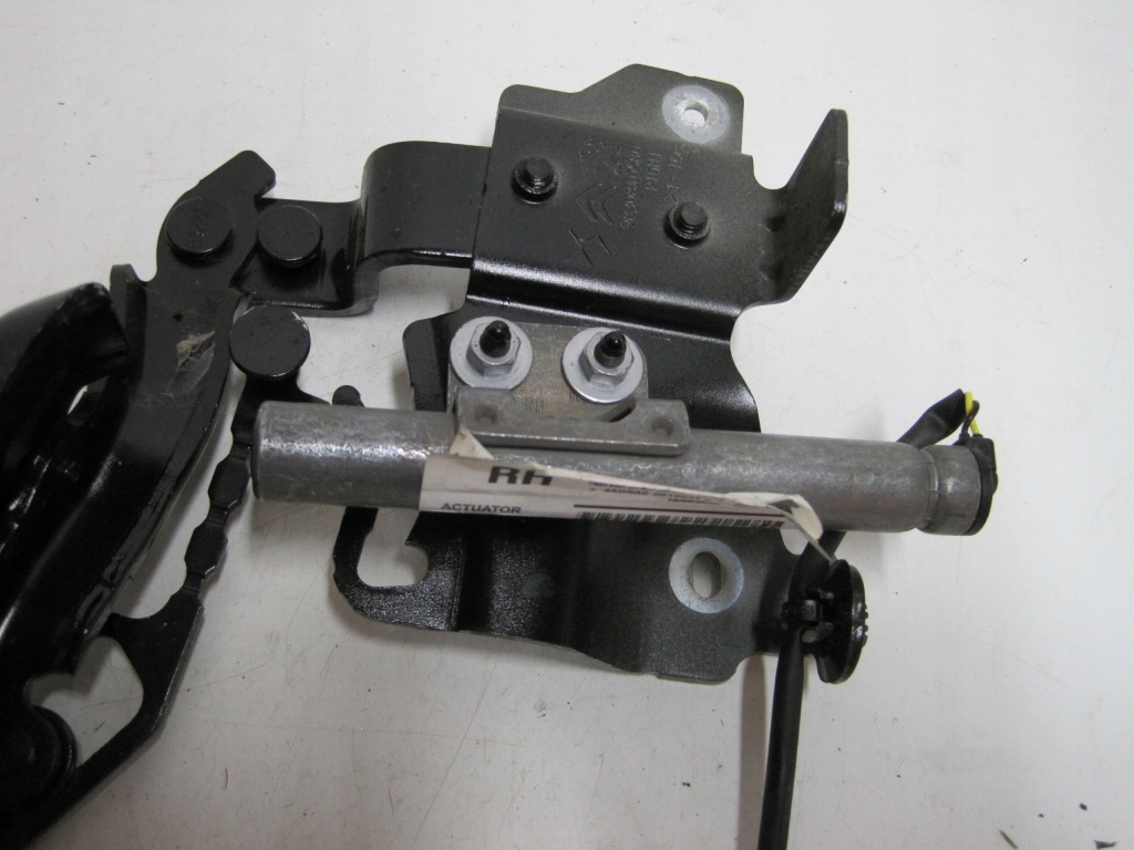 фото №8, Петля капот піротехнічний citroen ds4 9830840580 9830840680 правий лівий