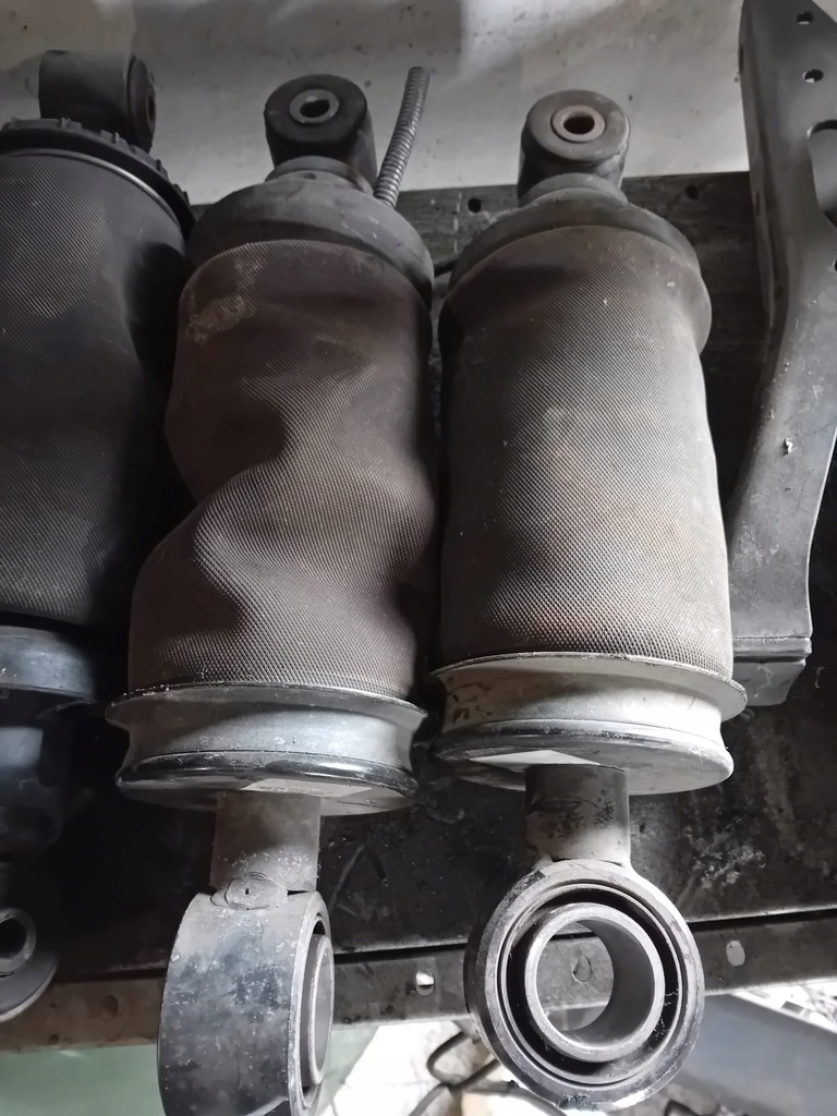 фото №1, Амортизатор подушка кабіни mercedes actros mp4