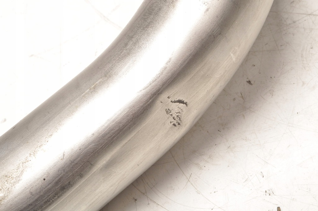 фото №3, Mercedes w212 5.5 amg труба шланг воздухозаборник