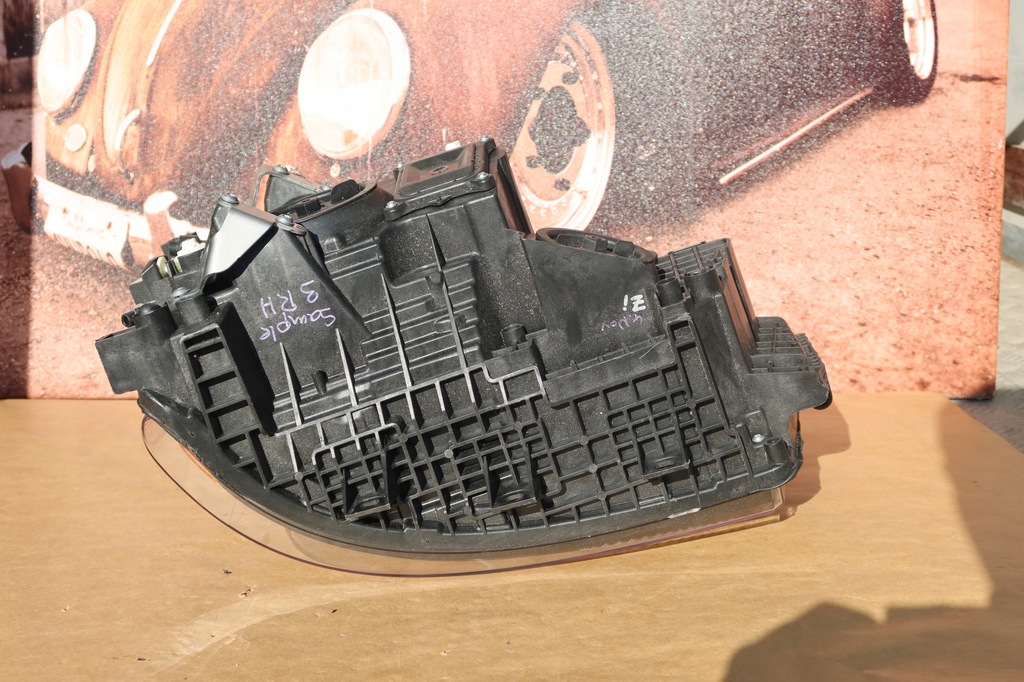 фото №4, Scania r s h7 права лампа