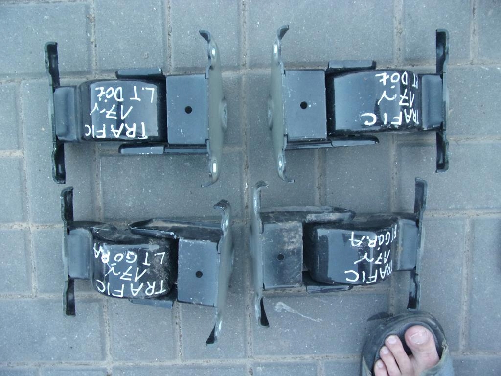 фото №2, Trafic iii 2017r петля петли дверь капот