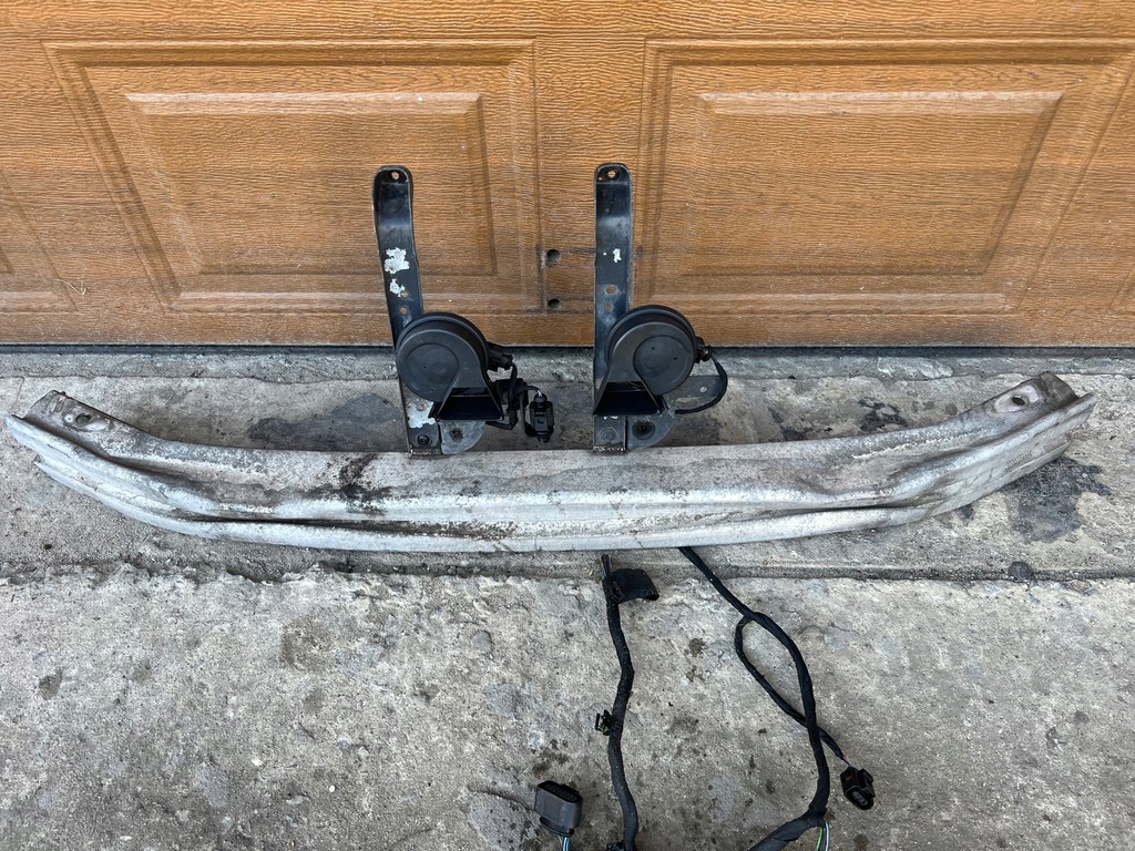 фото №1, Балка бампера перед audi a8 d3 комплектна