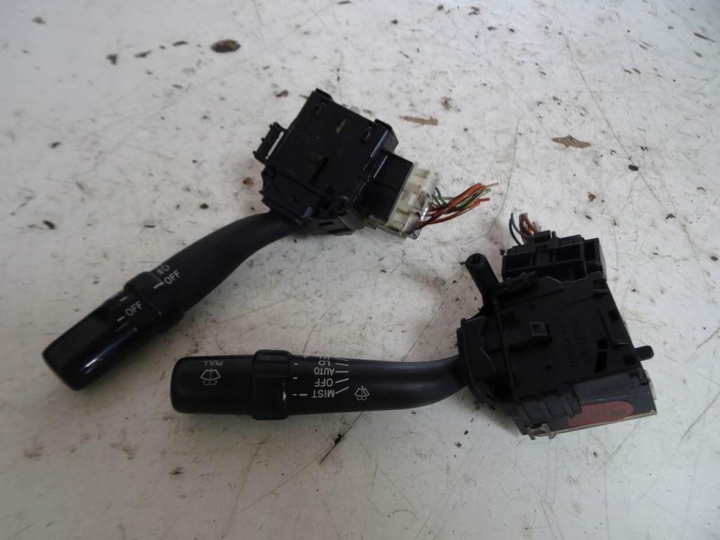 фото №1, Переключатели toyota avensis t25