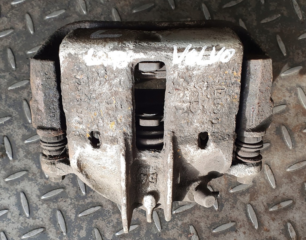 фото №1, Суппорт правый перед volvo v40 1.8