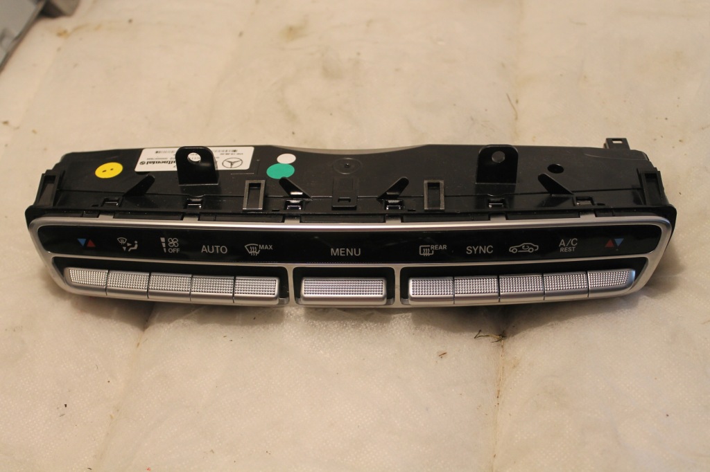 фото №1, Mercedes w213 панель кондиционера a2139055107