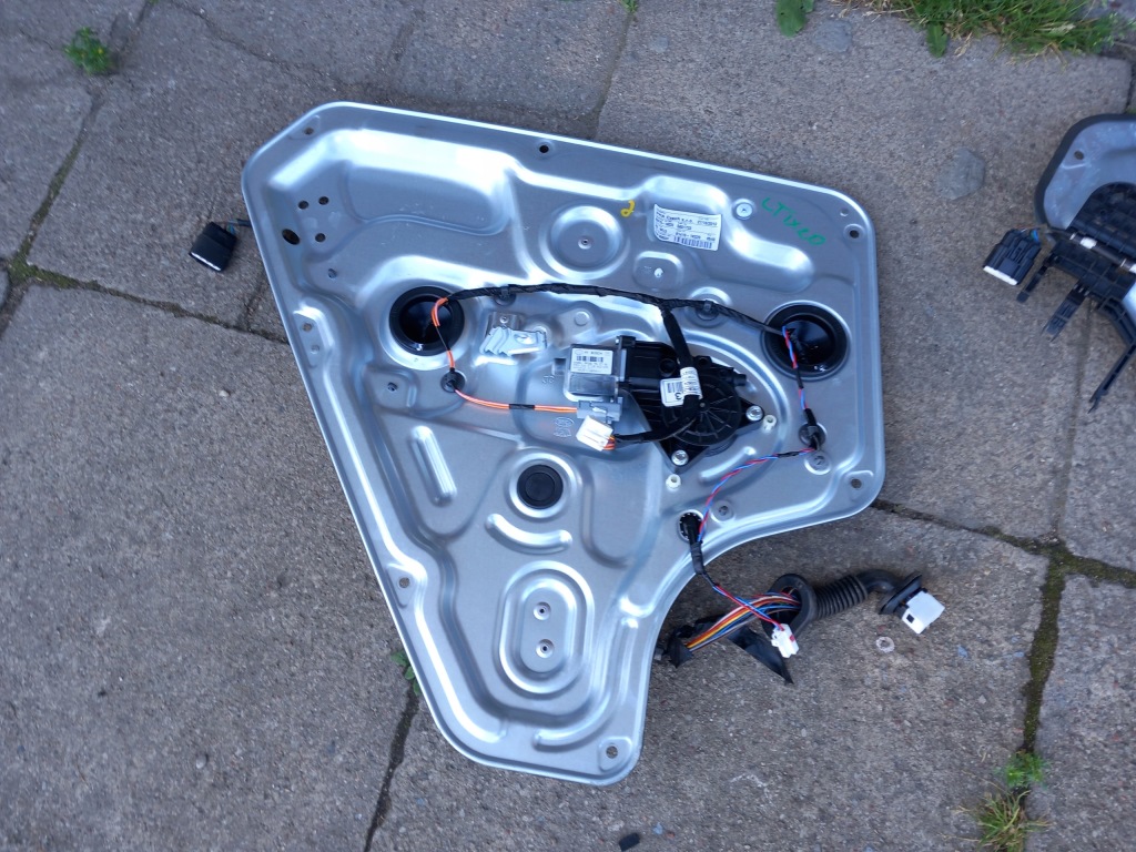 фото №1, 83470-1k020 підйомник скло лівий задня hyundai ix20