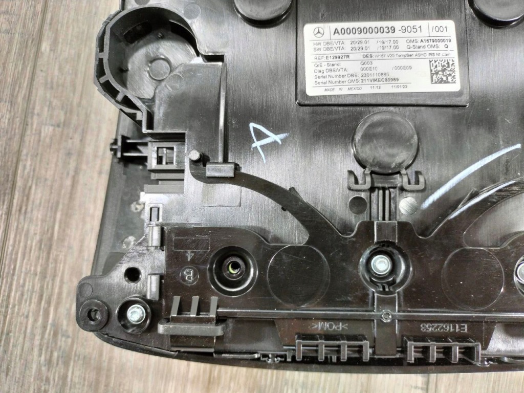 фото №13, Mercedes gle w 167 лампа освітлення кабіни a0009000039-9051