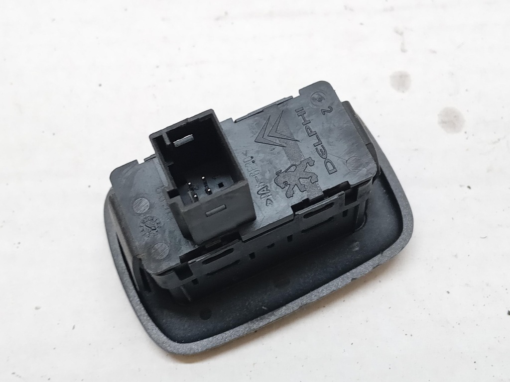 фото №4, Перемикач вікон правий перед citroen c5 iii